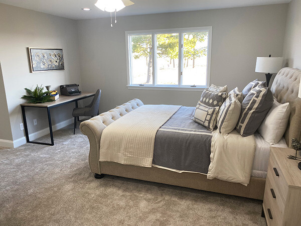 408 Holes Place Bedroom IMG_8807