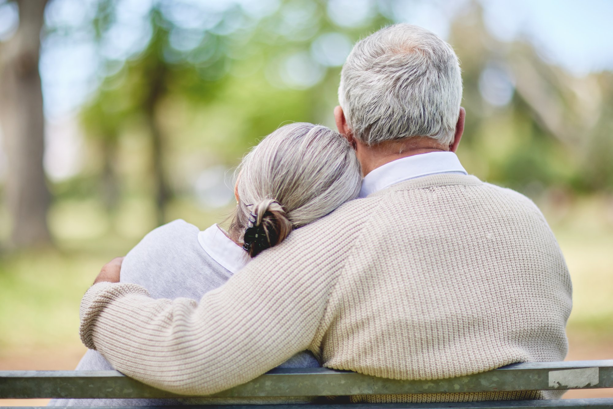 Couple on Bench iStock-1385542690-1 Couple on Bench iStock-1385542690-1