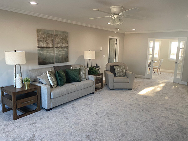 Holmes Place Living Room IMG_8791